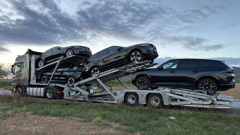 Auto geladen door Benedictus Transport Harkema
